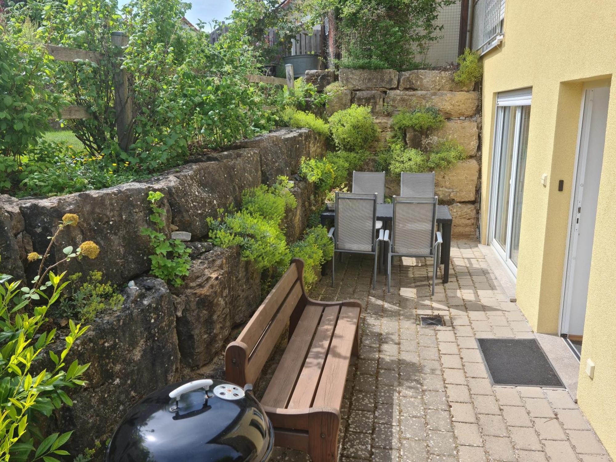 Exclusive Cozy Apartment In The Heart Of Franconia Gaukonigshofen Rom bilde